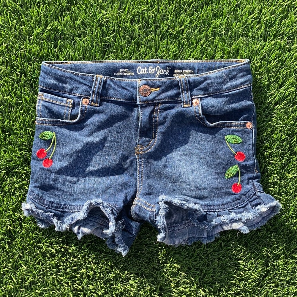 Cat & Jack Girl’s Jean Short // Size M 7-8